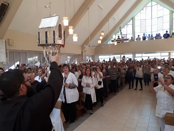 Reliquia del corazón de San Pío visitó el Hospital Central