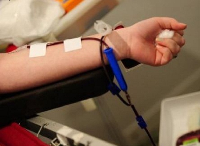 Al año se recibe en promedio 25 mil donantes voluntarios en el Banco de Sangre del IPS