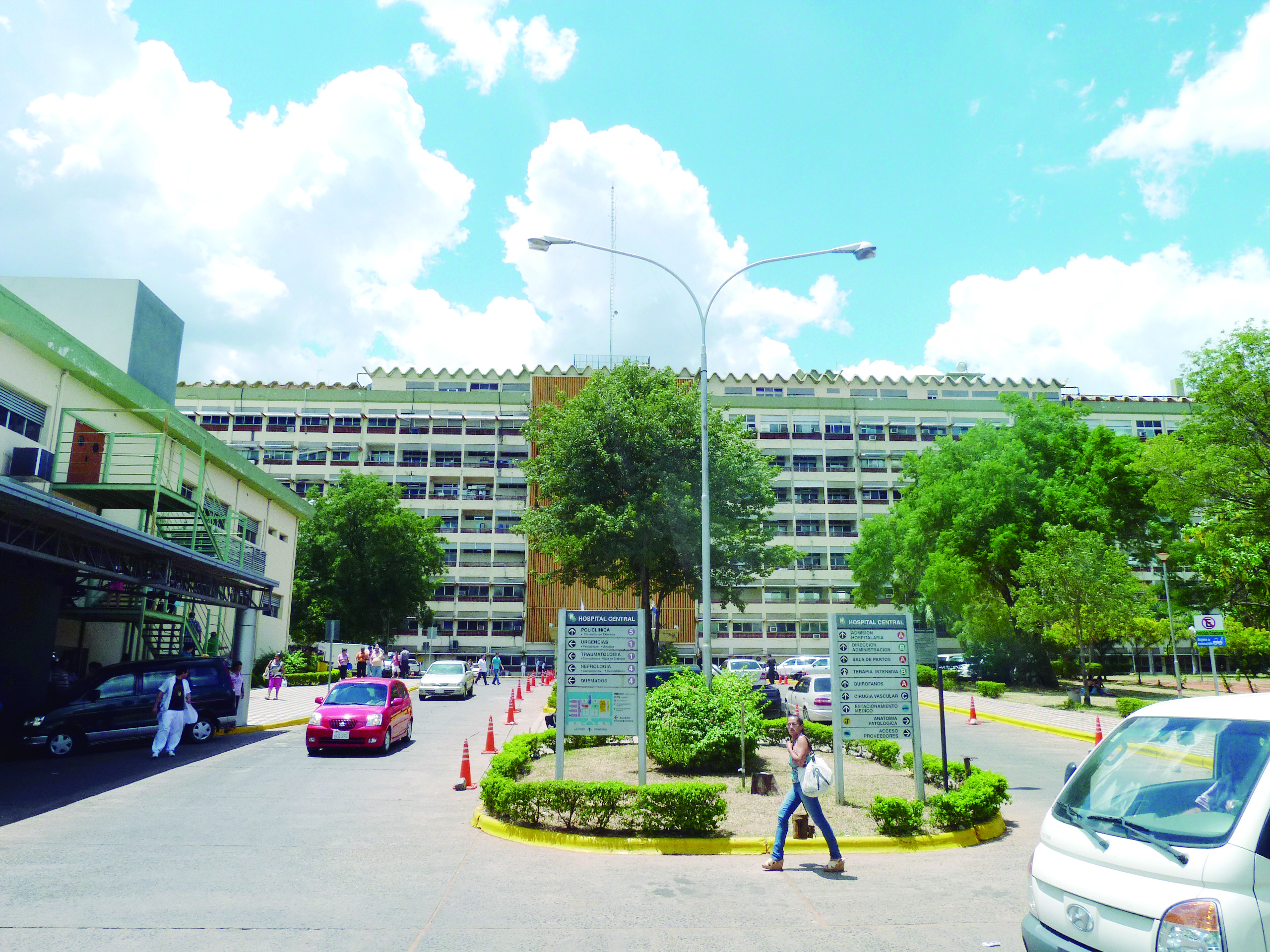 Obras de readecuación en el laboratorio del Hospital Central