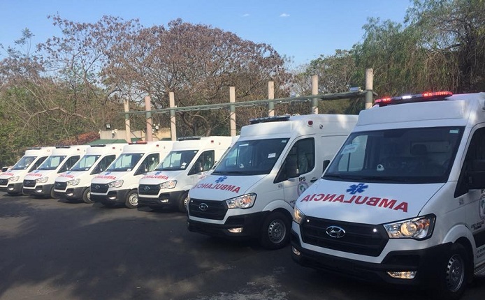 IPS recibe nuevas ambulancias