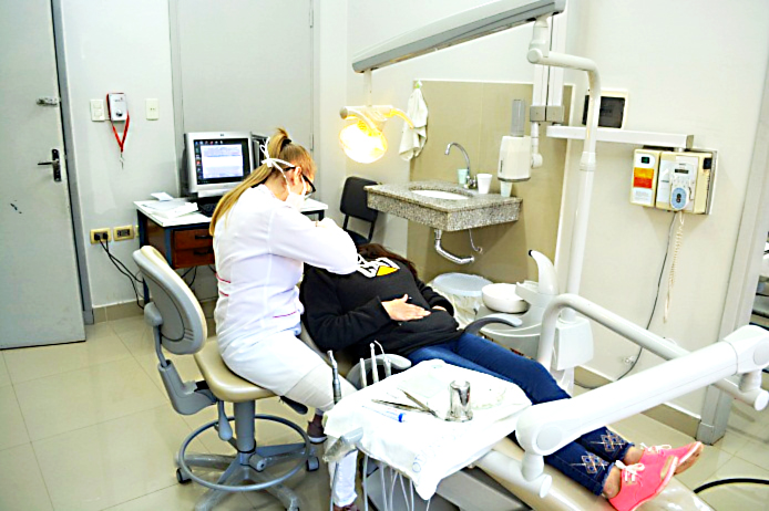 Servicio de Odontología del Hospital Central presta atenciones preferenciales a pacientes internados