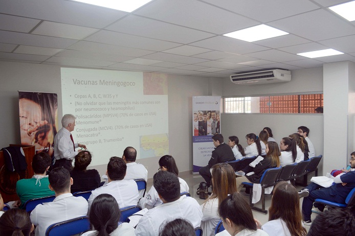  “El valor de las vacunas” fue tema de charla a profesionales del Servicio de Pediatría