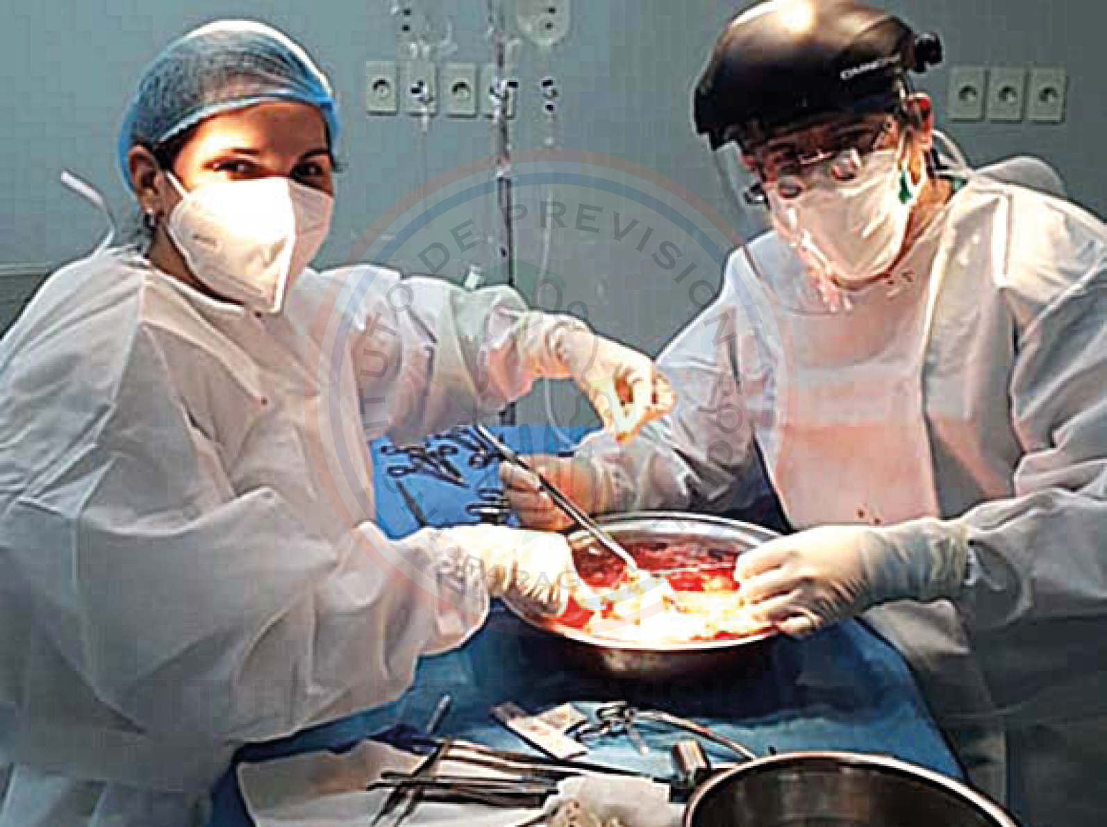 Equipo de médicos especialistas en el IPS realizan trasplantes en tiempos de Covid-19