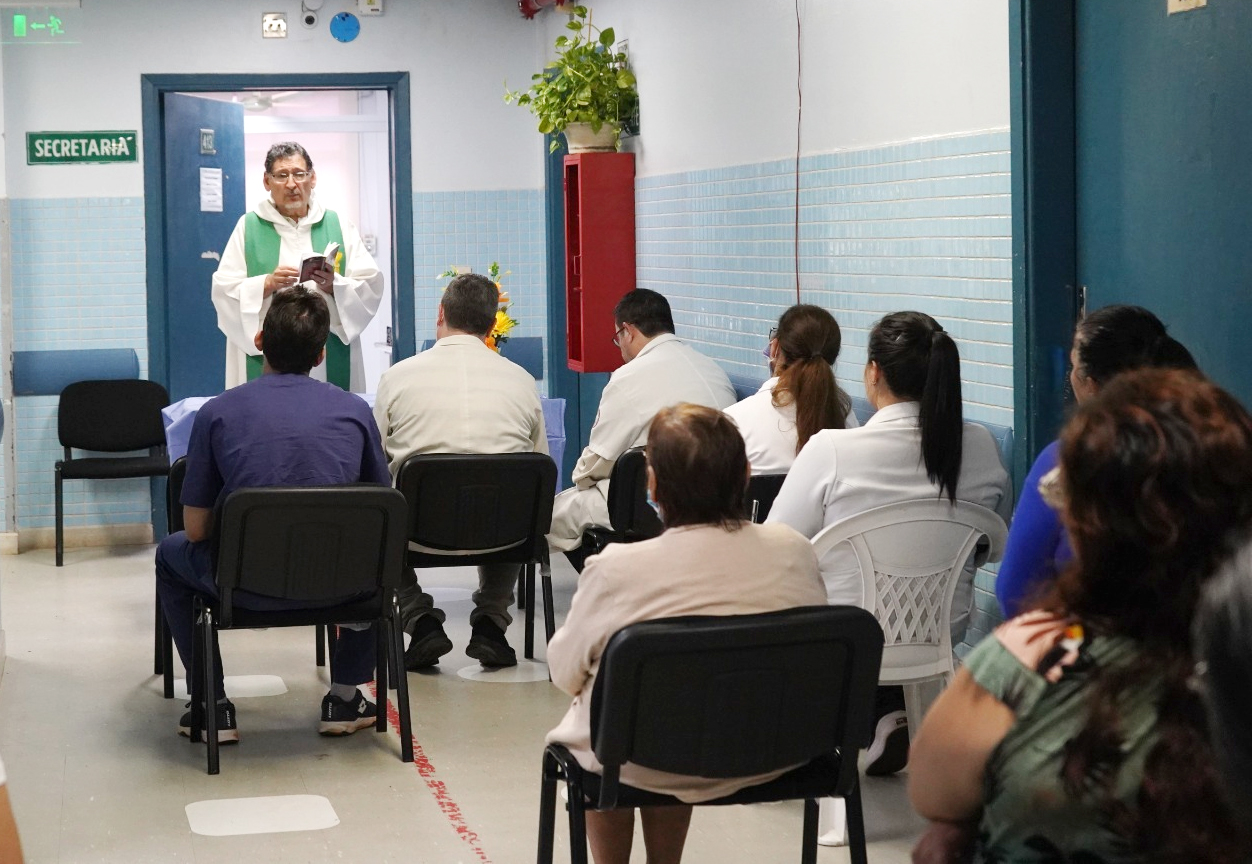 Área de internación del servicio de neurología del Hospital Central conmemora 25 años de vida institucional