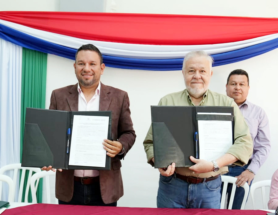 Histórico convenio entre el IPS y la Municipalidad de Yhu para Fortalecer la Red de Servicios de Salud