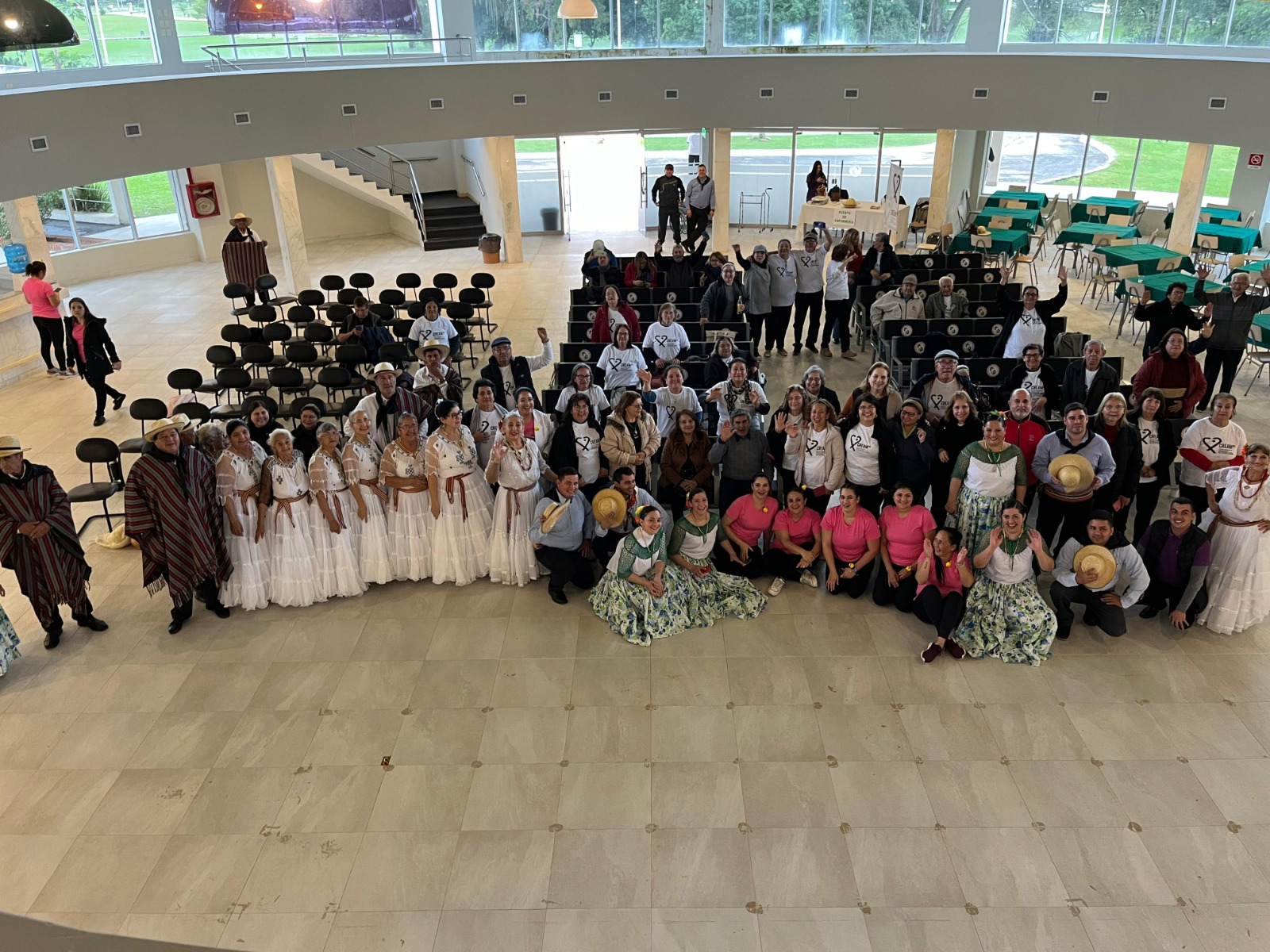 Celebración del día de la Amistad, en el CREAM un encuentro de alegría y cultura