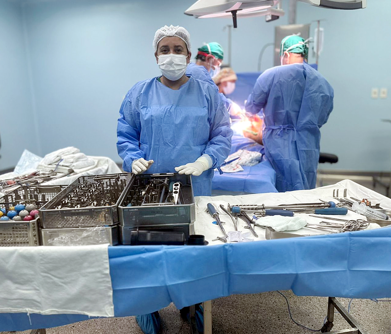 Primera cirugía de cadera en el interior del país con materiales de osteosíntesis cubiertos por el IPS