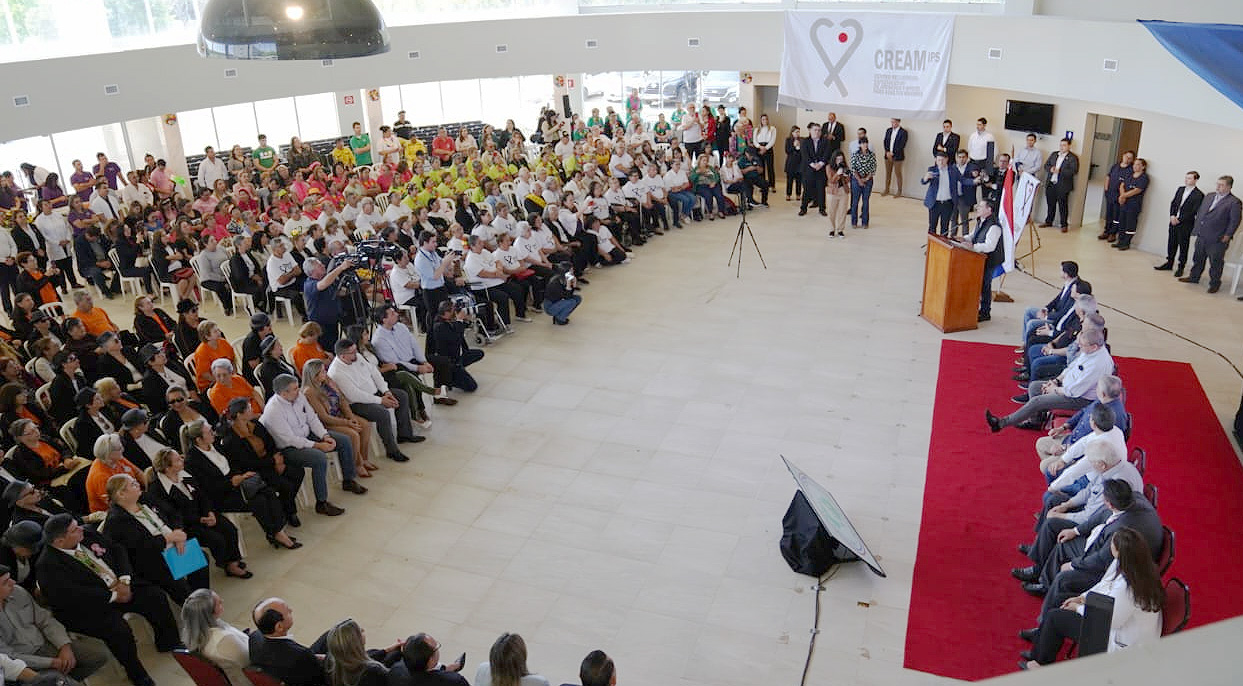 Celebración del Día del Adulto Mayor en el CREAM: Un homenaje lleno de emociones y compromisos