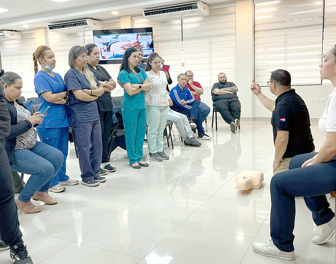 Servicio de Kinesiología y Fisioterapia de Hospital Central llevó a cabo su 6to Taller de capacitación