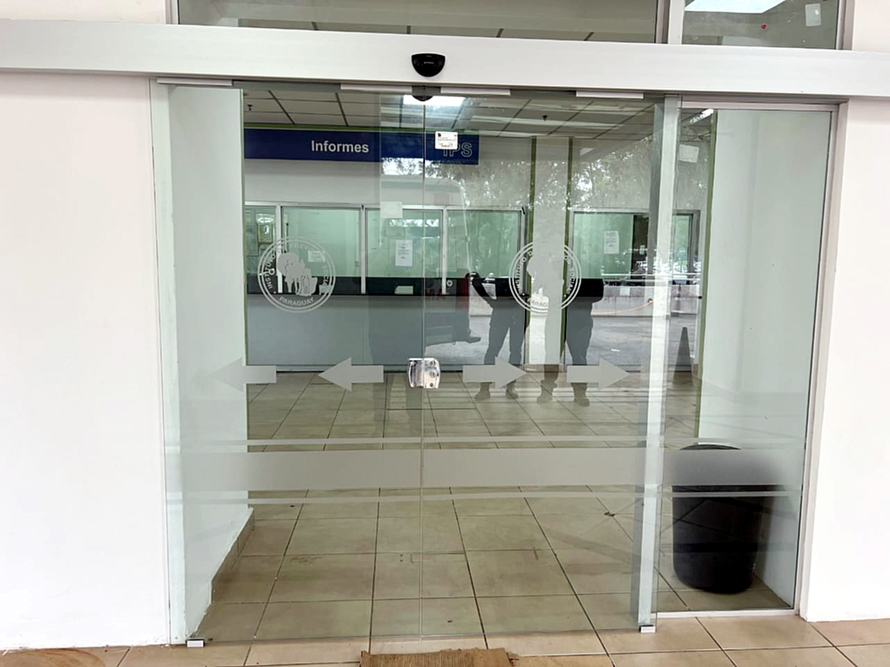 IPS Ingavi implementa puertas automatizadas en el sector de urgencias