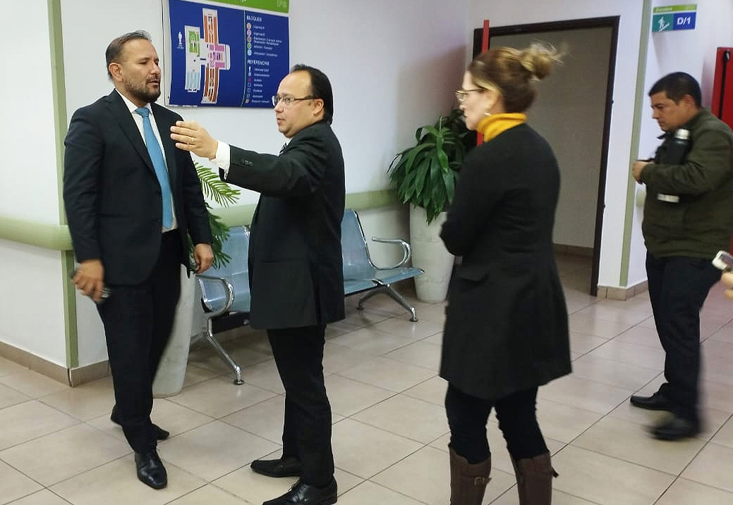 Gerente de Salud del IPS se interioriza sobre necesidades del Hospital Ingavi para fortalecer la atención a los asegurados