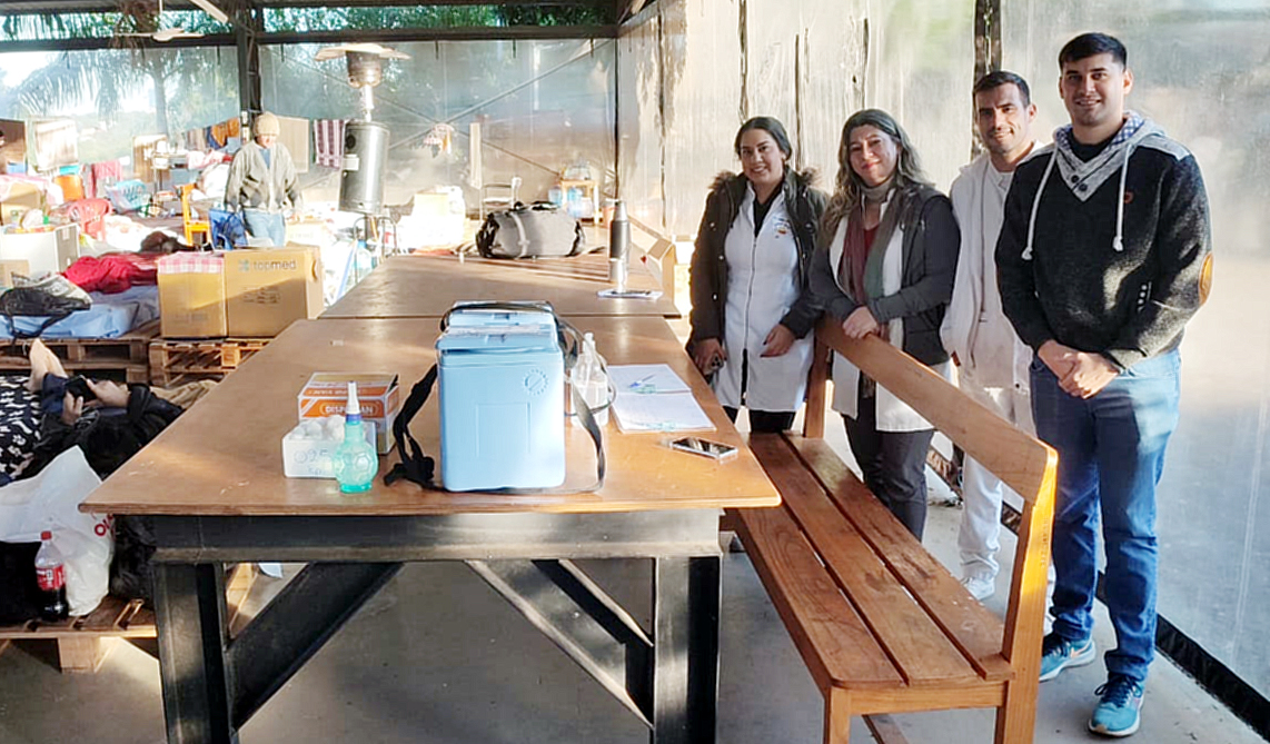 Vacunación antiinfluenza y anticovid se extiende a albergues y lugares sensibles del Hospital Central