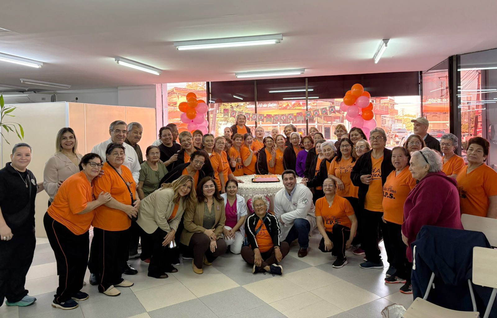  Más de 350 adultos mayores participan de los clubes de promoción del envejecimiento activo a nivel país