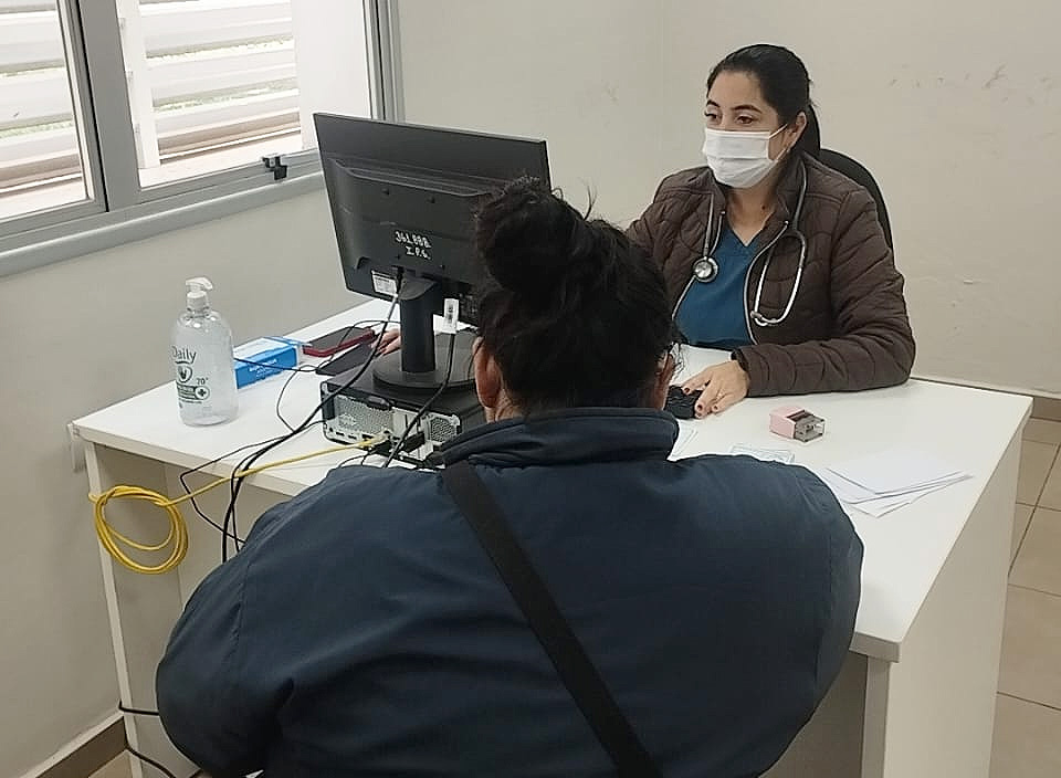 Neumóloga recomienda el uso de tapabocas y ropa abrigada para prevenir enfermedades respiratorias en el inicio de invierno           