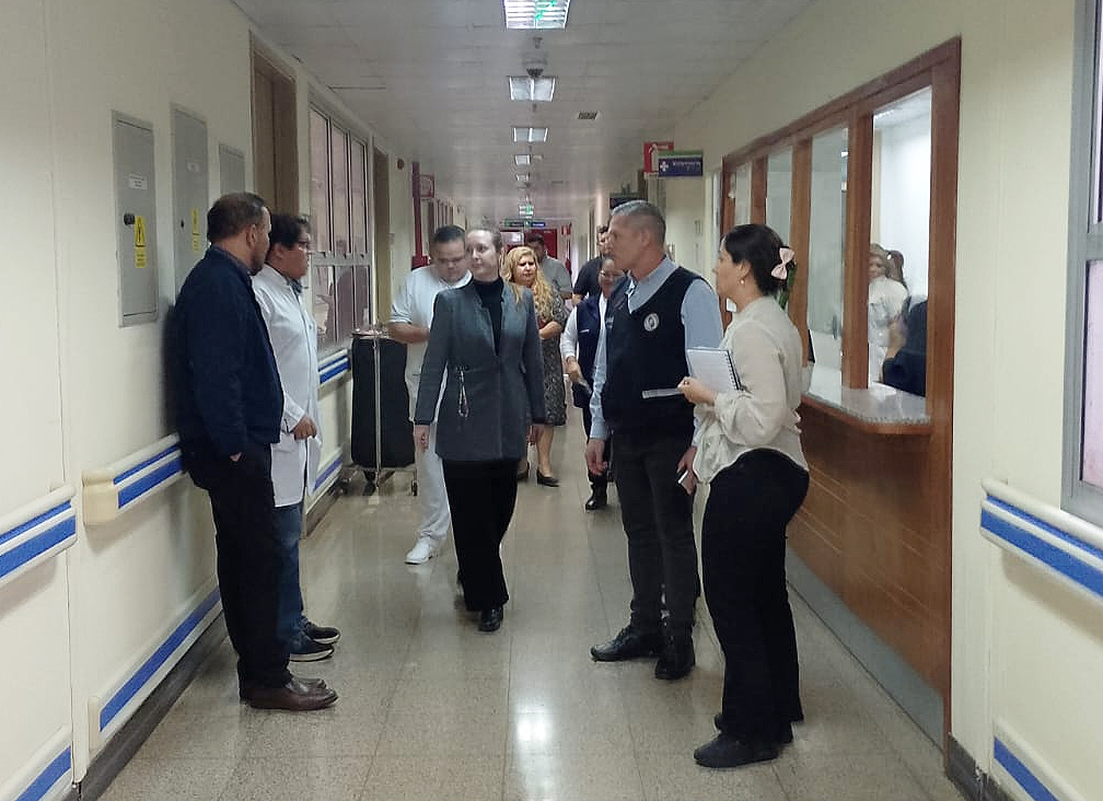 Autoridades del IPS coordinan acciones para mejorar la atención en el este del país