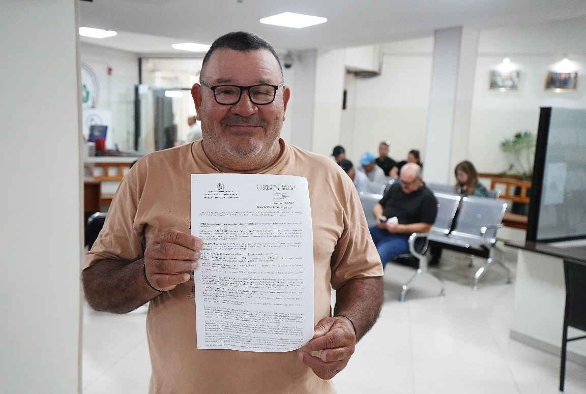 Tras 39 años de trabajo, Adriano Cabral accede a su jubilación en solo 24 horas
