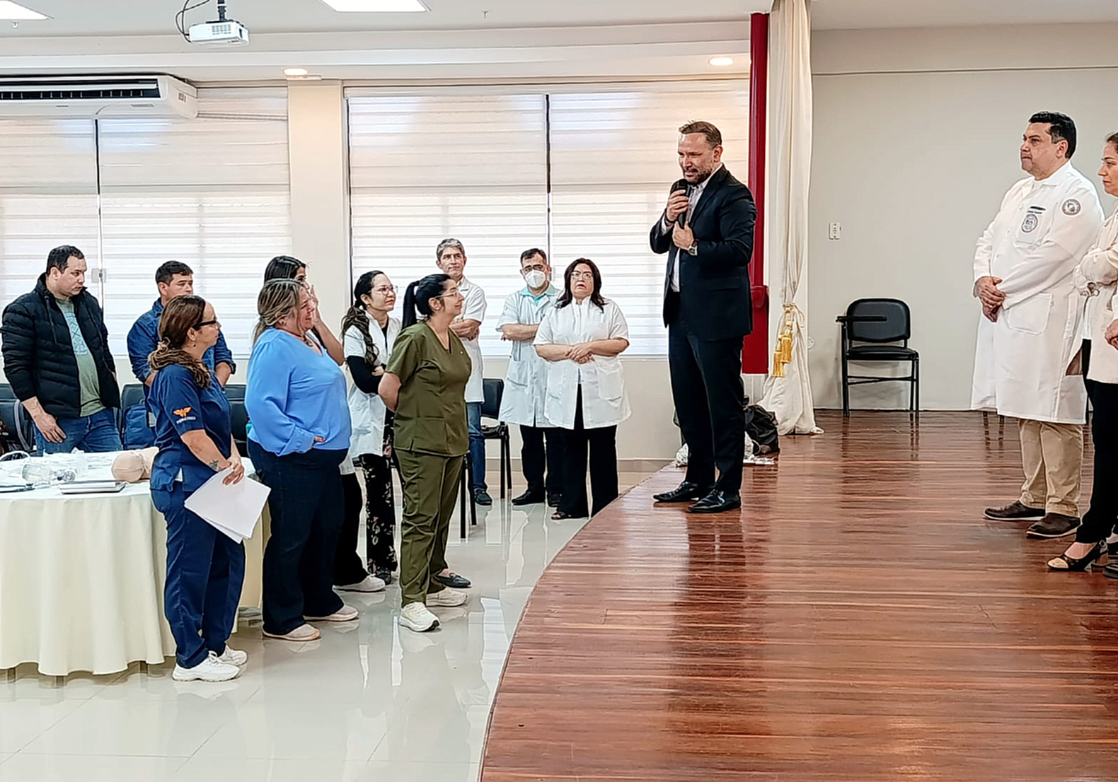 Fortalecen la atención neonatal de paramédicos y conductores de móvil de Terapia Intensiva de CAMIPS