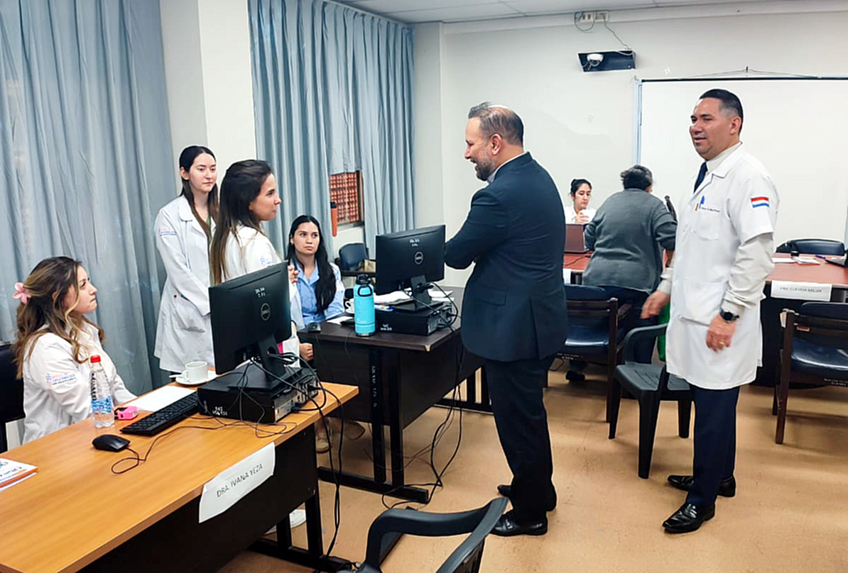Más de 100 pacientes recibieron atención endocrinológica este jueves mediante números extras