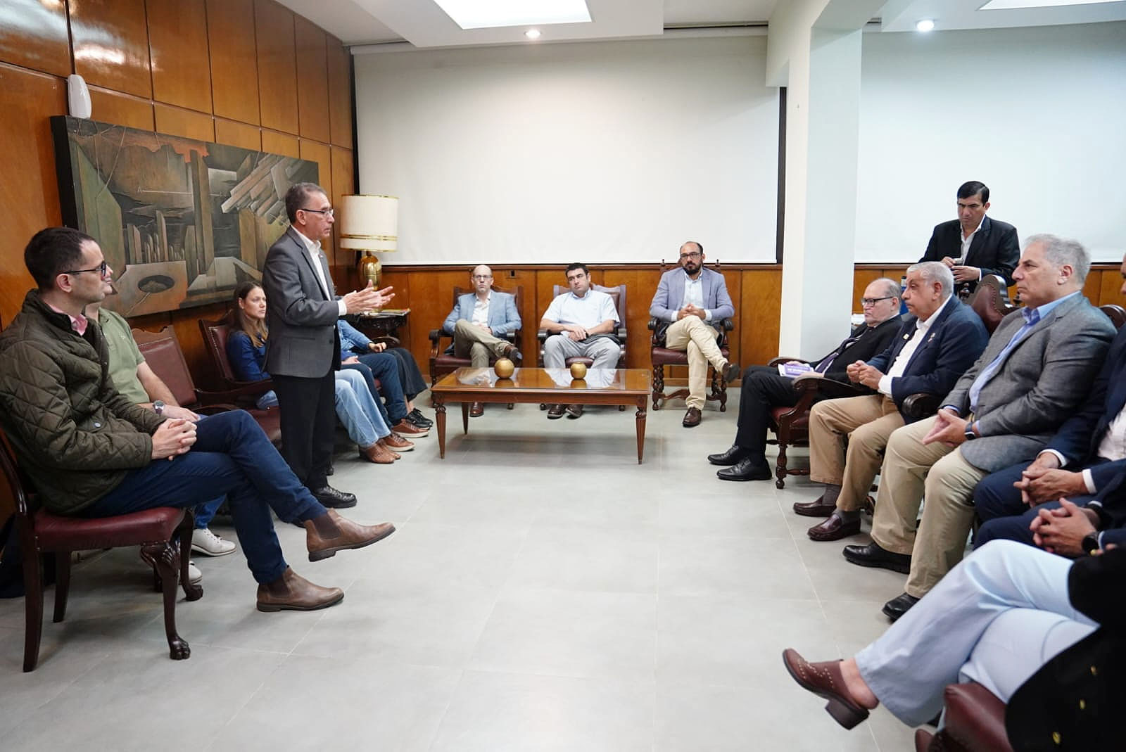 IPS y Ministerio de Salud inician proceso para reactivar el trasplante hepático en Paraguay
