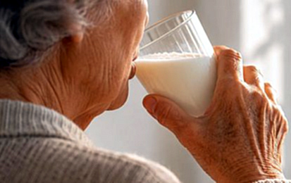 Cómo fortalecer las defensas en adultos mayores: una mirada preventiva desde la nutrición