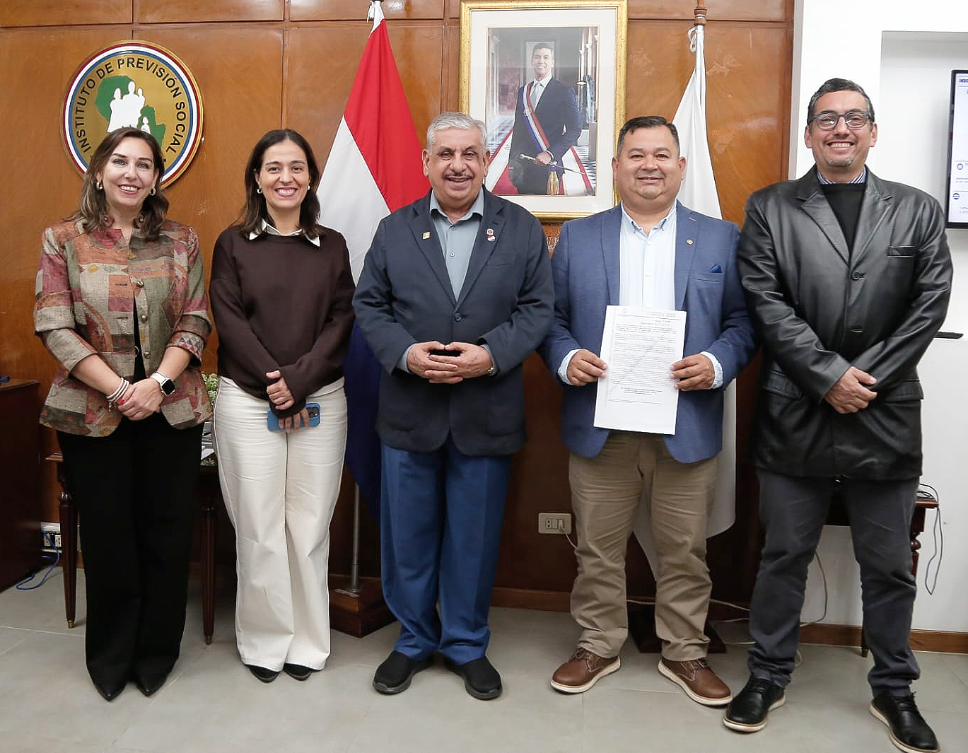 Villeta e Ingavi fortalecen sus equipos para mejorar la atención a los asegurados