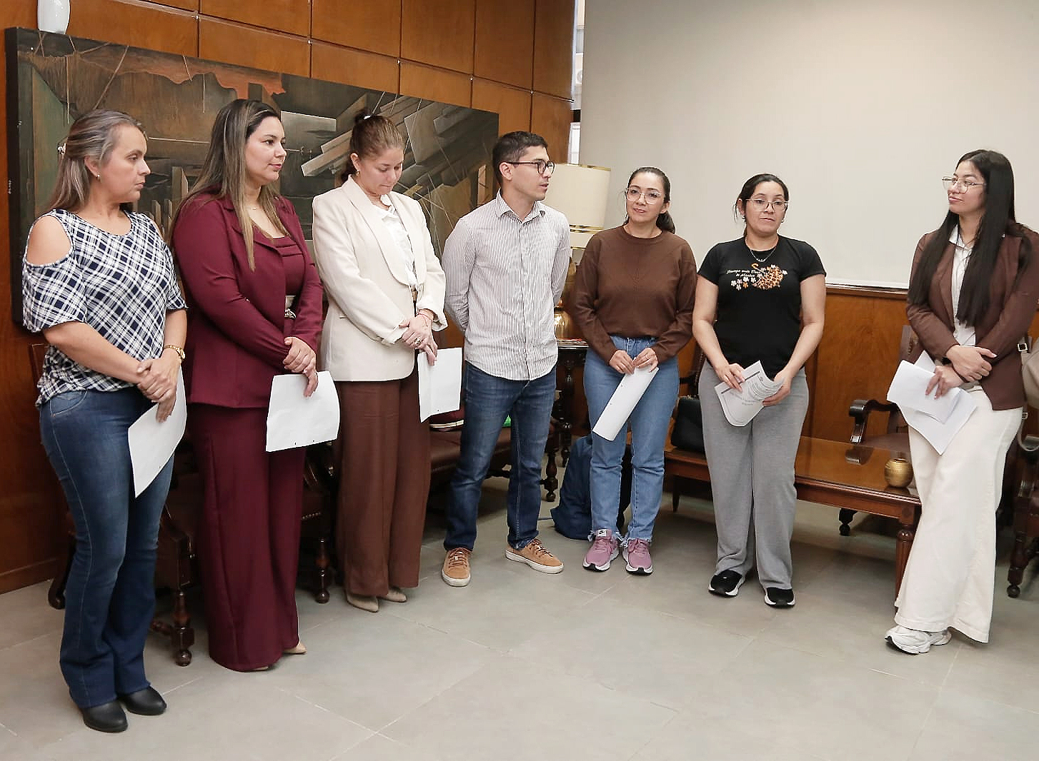 IPS incorpora ocho nuevos especialistas para fortalecer la atención médica en su red hospitalaria