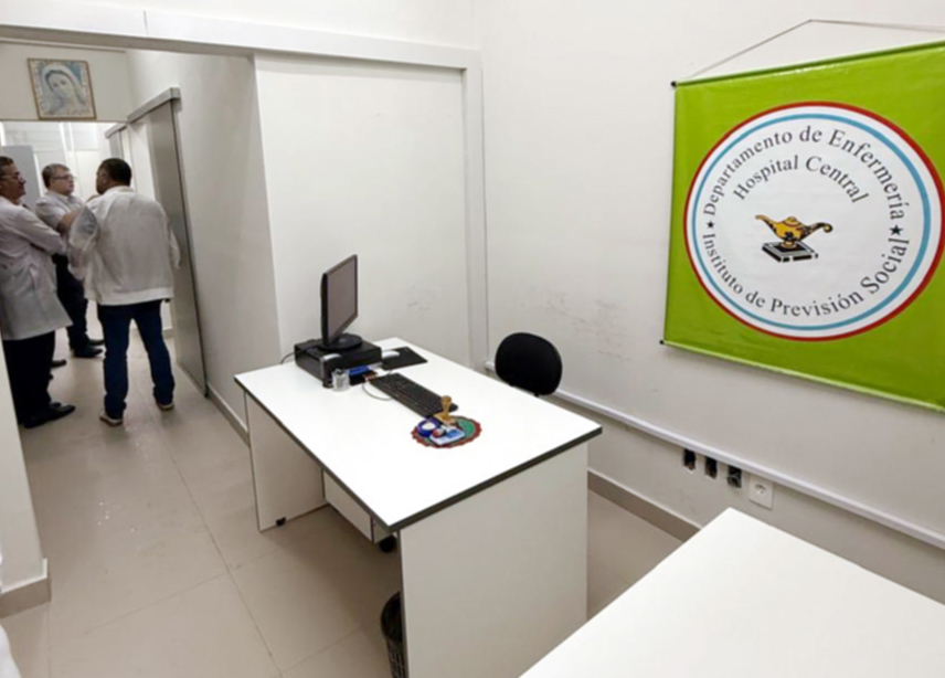 Habilitan mejoras en oficinas del Departamento de Enfermería del Hospital Central del IPS