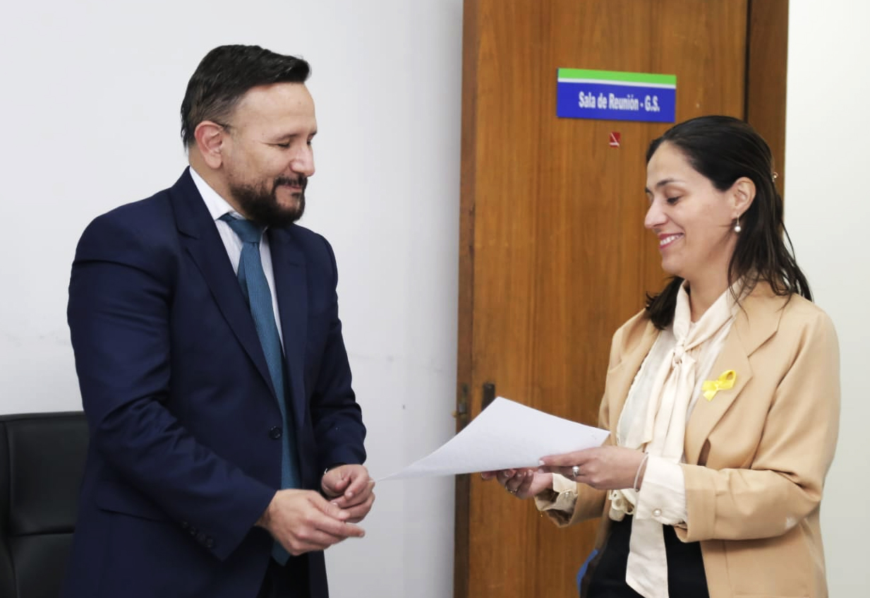 Dra. Irene Benítez asume la Gerencia de Salud del IPS con compromiso de fortalecer el trabajo en equipo y priorizar al asegurado