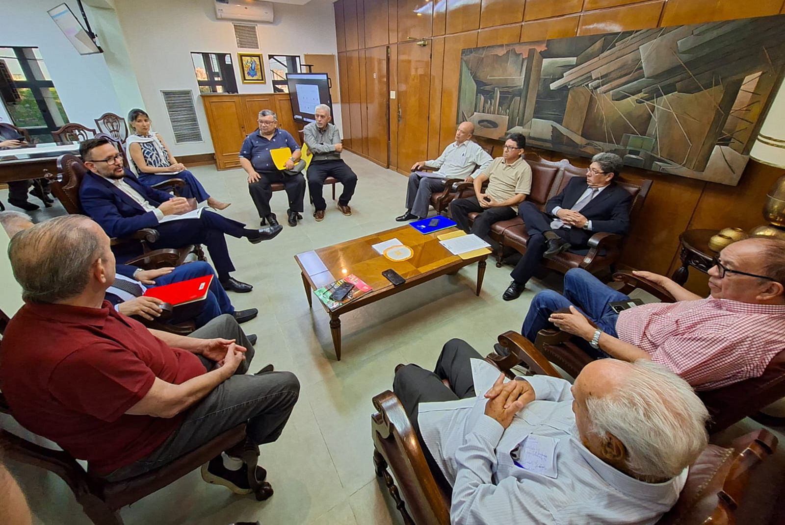 Primera reunión del presidente del IPS con gremios de jubilados
