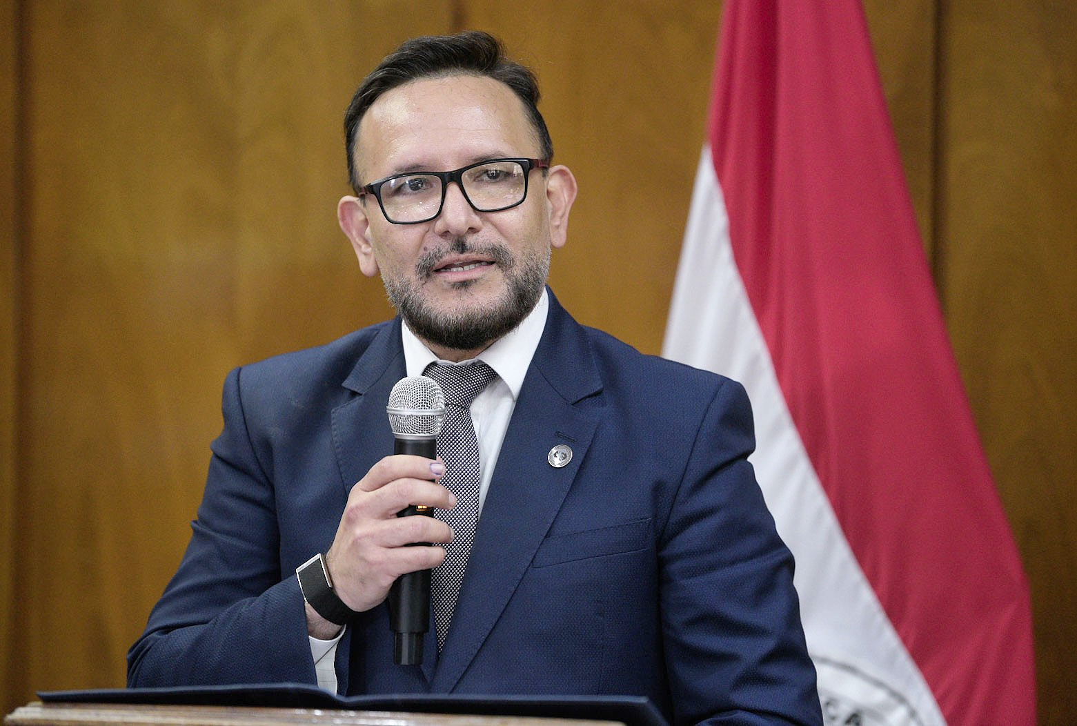 Discurso del Presidente del IPS Dr. Derlis León, durante el acto de posesiòn de cargo