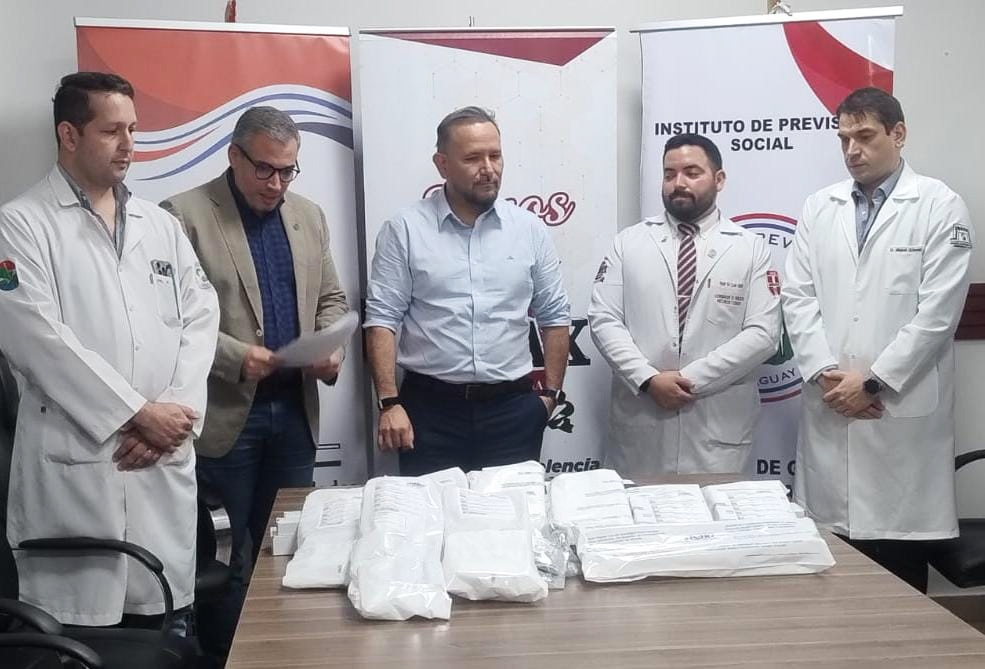 Hospital de Especialidades Quirurgicas Ingavi recibe equipos biomédicos para fortalecer intervenciones quirúrgicas 