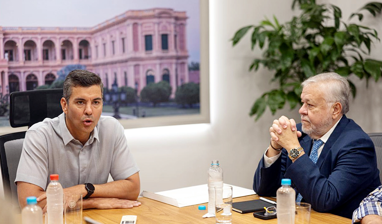 Autoridades del IPS se enfocan en el abastecimiento de medicamentos e insumos