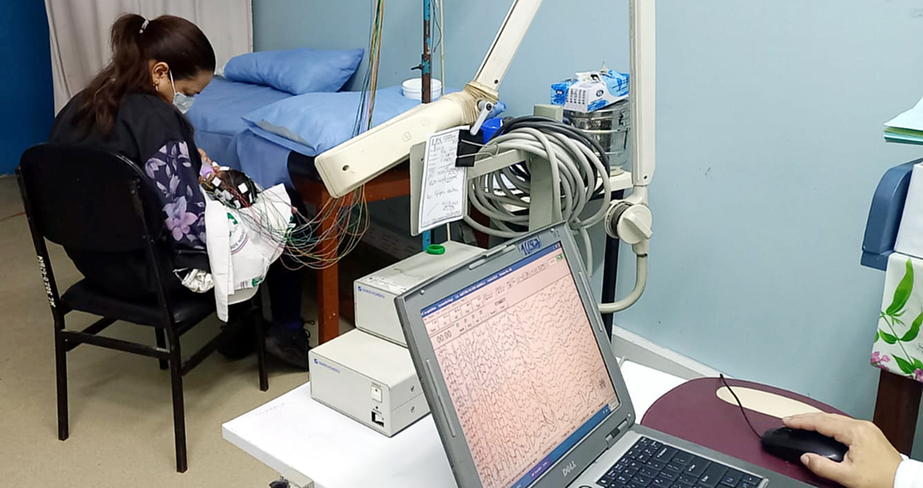 Hospital Central realiza estudios neurofisiológicos para toda la red nacional del IPS