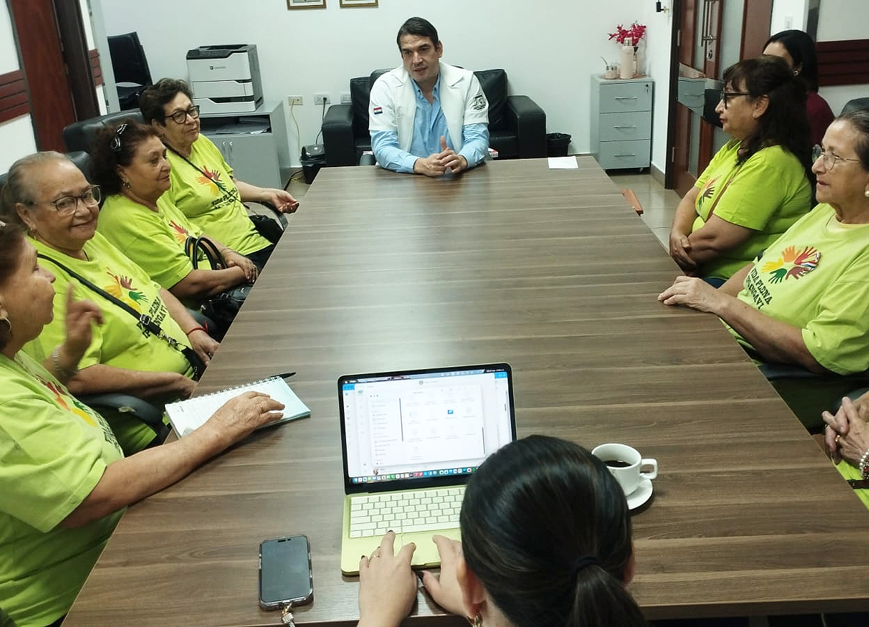 IPS Ingavi recibió al Club de Adultos Mayores Vida Plena y proyectan su reapertura año 2026