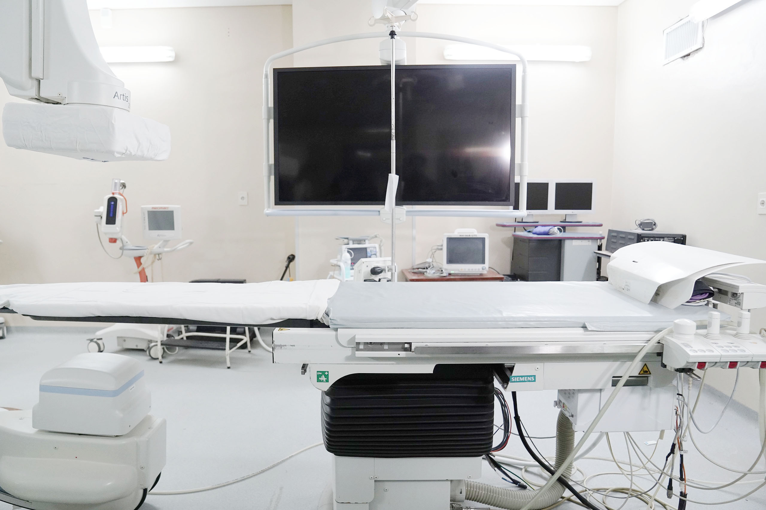 Servicio de Hemodinamia del Hospital Central retoma plenamente los estudios tras la puesta en funcionamiento de angiografo monoplano
