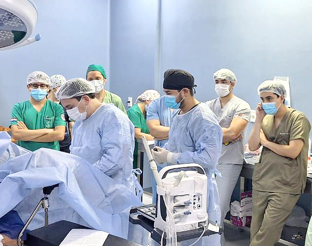Médicos del IPS representarán a la institución en programas de formación e investigación en centros de referencia internacional