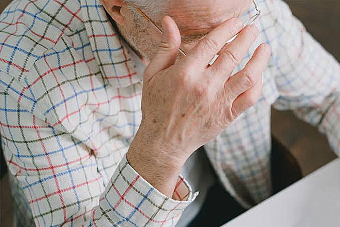 ¿Cuáles son las señales de alerta nutricional en adultos mayores?