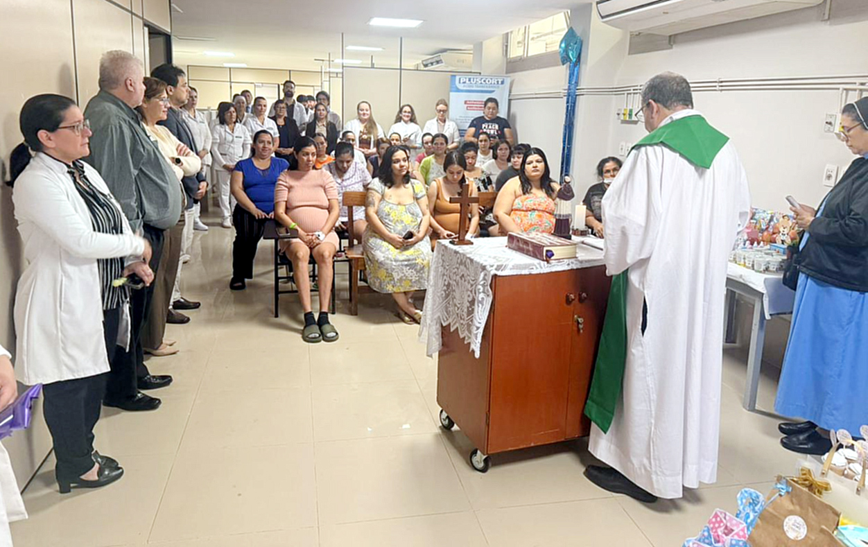 San Ramón Nonato: el Hospital Central agasajó a futuras madres internadas