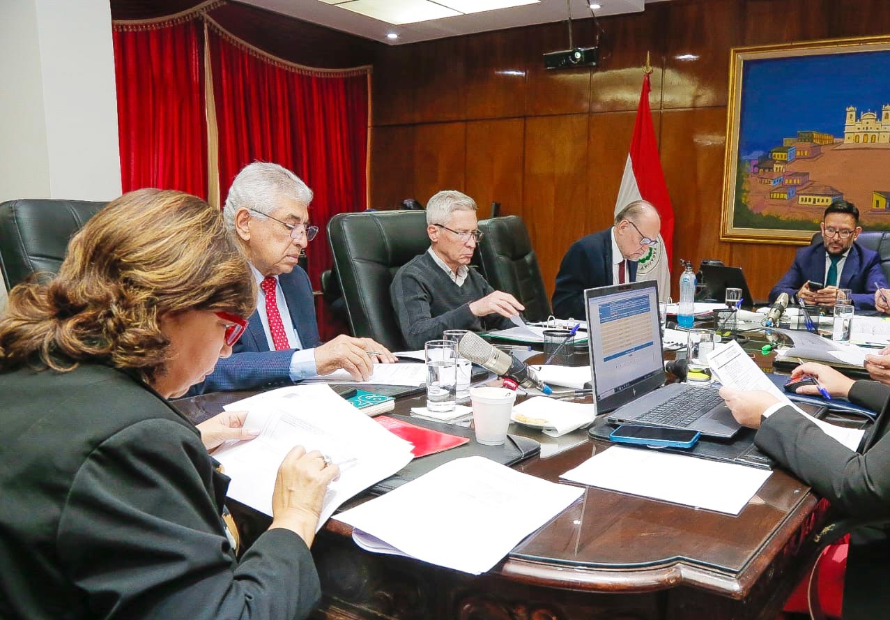 IPS aprueba préstamo de G. 281.000 millones en el marco de su estrategia de ordenamiento financiero