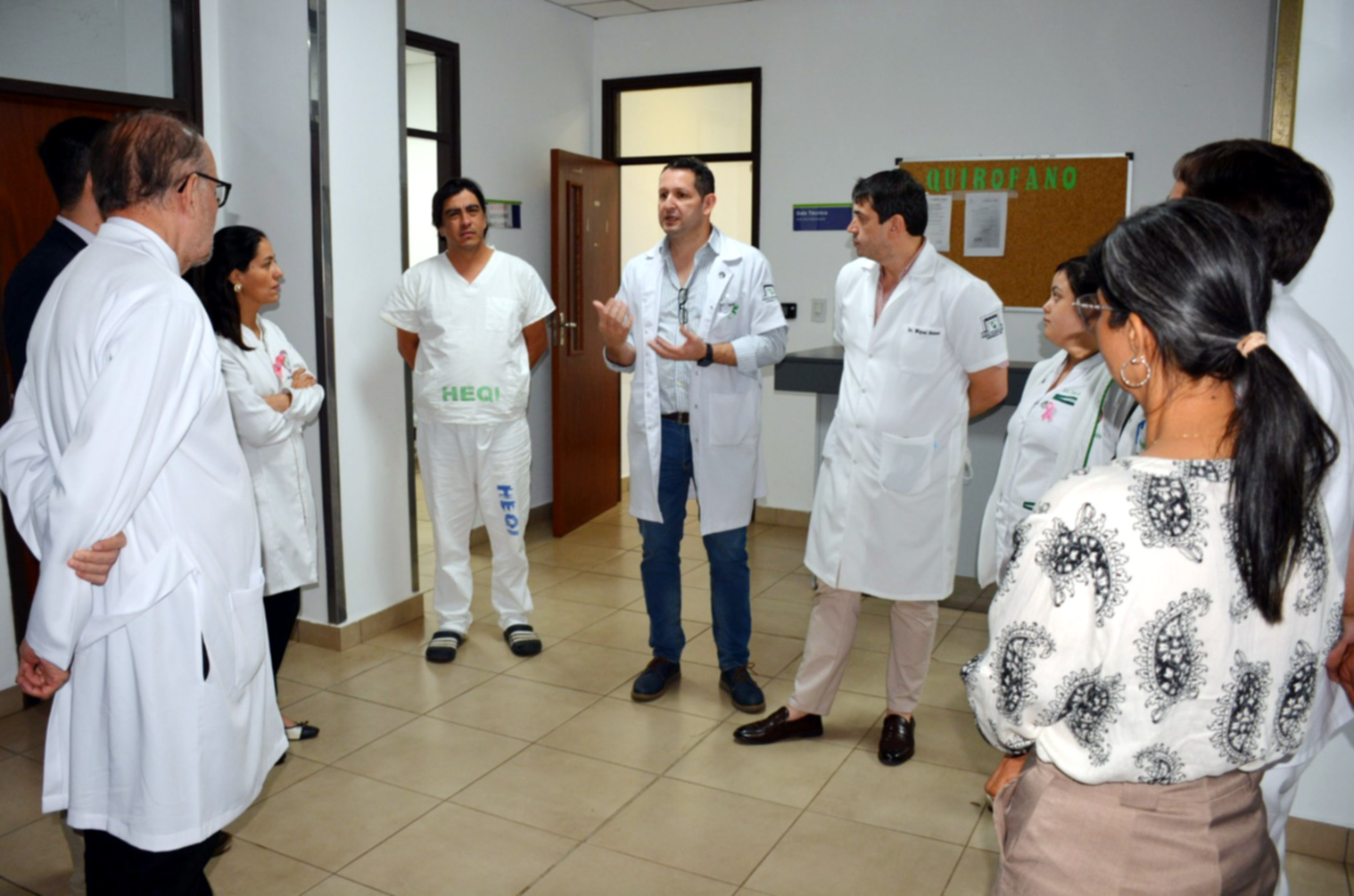 Hospital de Especialidades Quirúrgicas Ingavi presenta resultados de gestión durante visita de autoridades